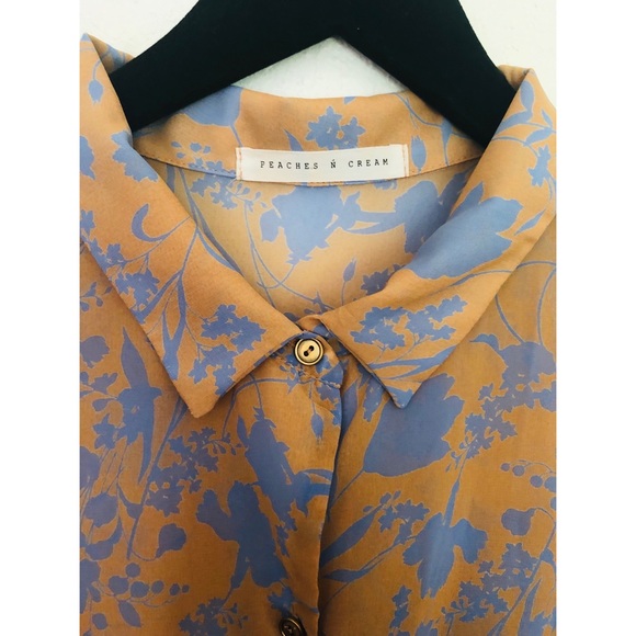 Peaches ‘N Cream Sleeveless Blouse - Picture 3 of 3